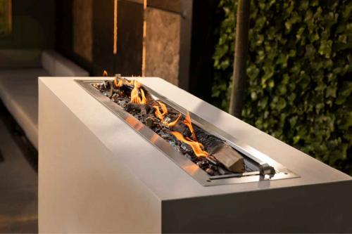 Outdoor Einbau-Gaskamin 125 von Trimline Fires